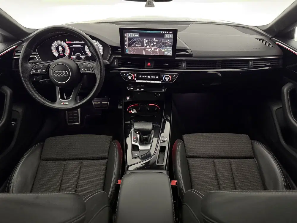 Audi A5 35 TFSI S-line Competition uit 2021, foto 2