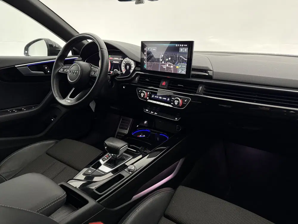 Audi A5 35 TFSI S-line Competition uit 2021, foto 4