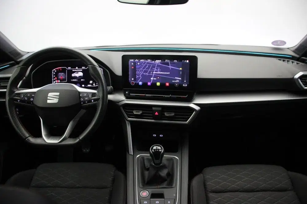 SEAT Leon Sportstourer 1.5 TSI FR Business Intense uit 2021, foto 2