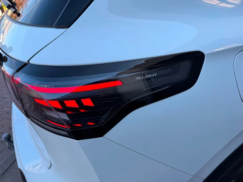 Volkswagen Tiguan 2.0 TDI uit 2024, foto 10