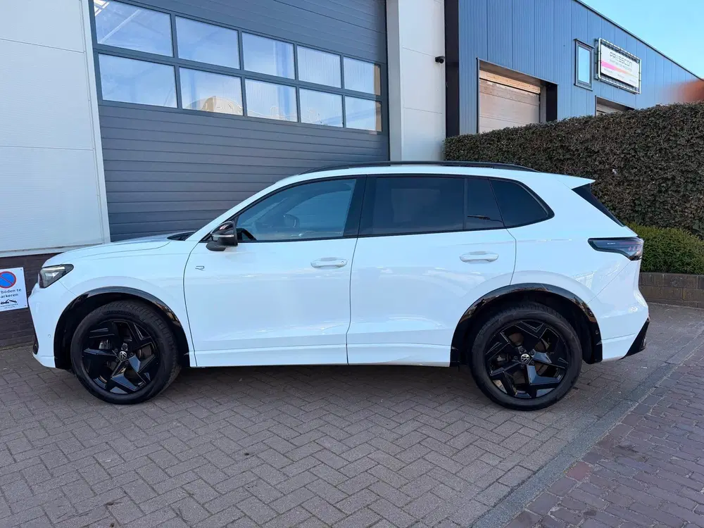 Volkswagen Tiguan 2.0 TDI uit 2024, foto 7