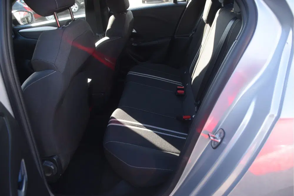 Opel Corsa 1.2 Turbo GS Carplay uit 2025, foto 9