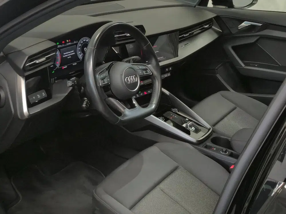 Audi A3 40 TFSI e S-Line uit 2022, foto 13