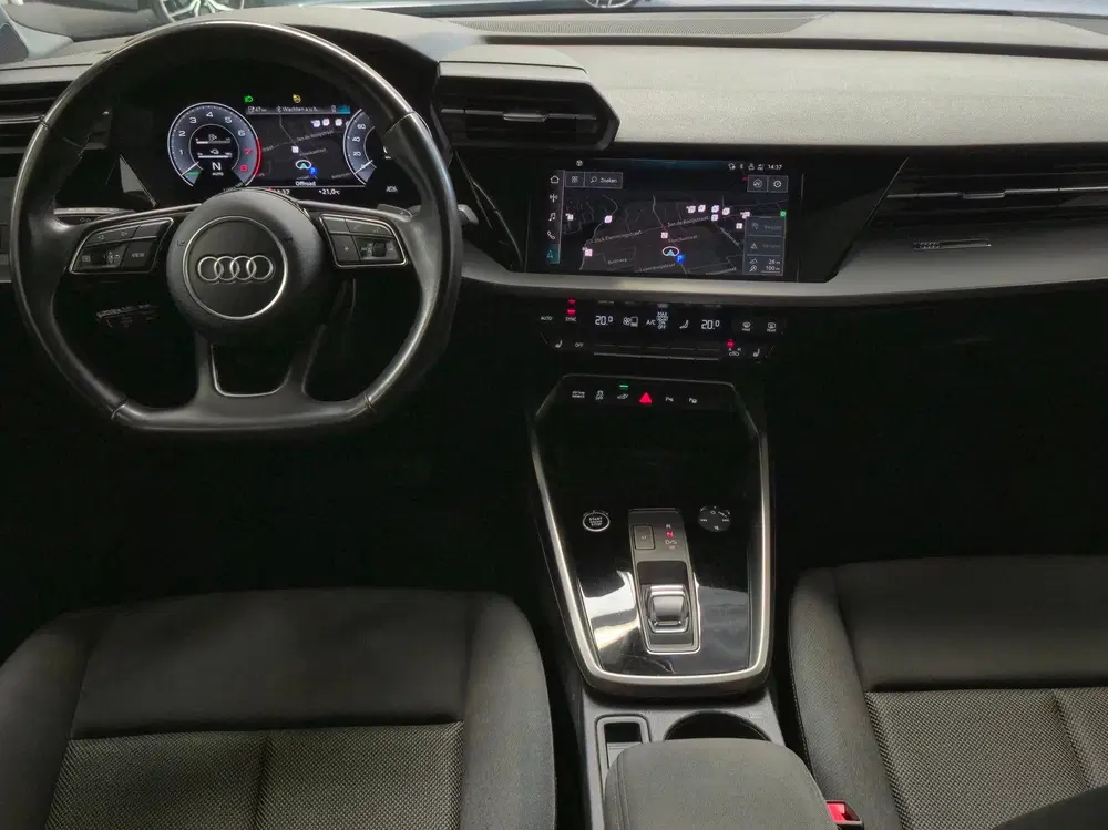 Audi A3 40 TFSI e S-Line uit 2022, foto 14