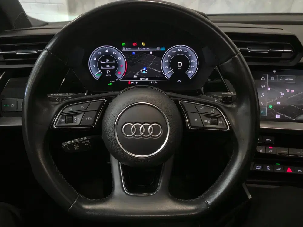 Audi A3 40 TFSI e S-Line uit 2022, foto 15