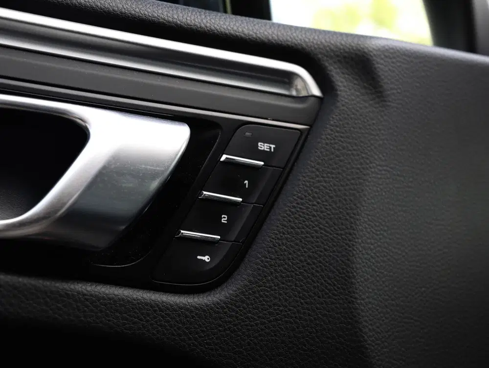 Porsche Macan 2.0 Panodak uit 2019, foto 12