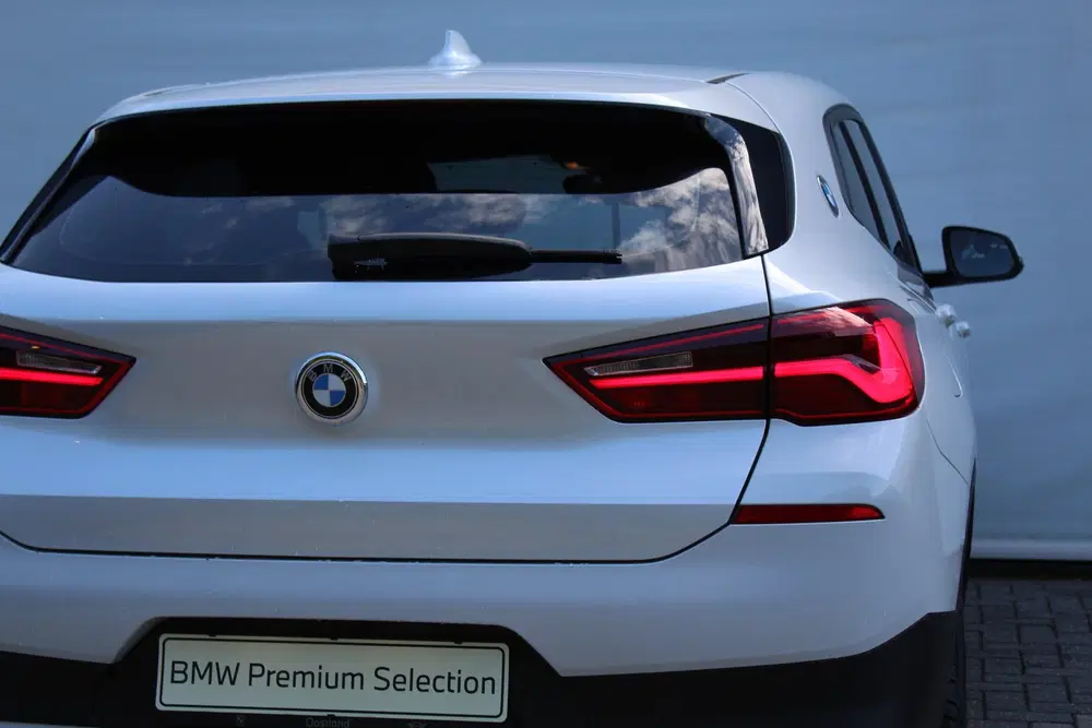 BMW X2 sDrive18i Executive uit 2020, foto 11