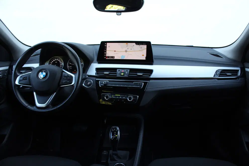 BMW X2 sDrive18i Executive uit 2020, foto 13