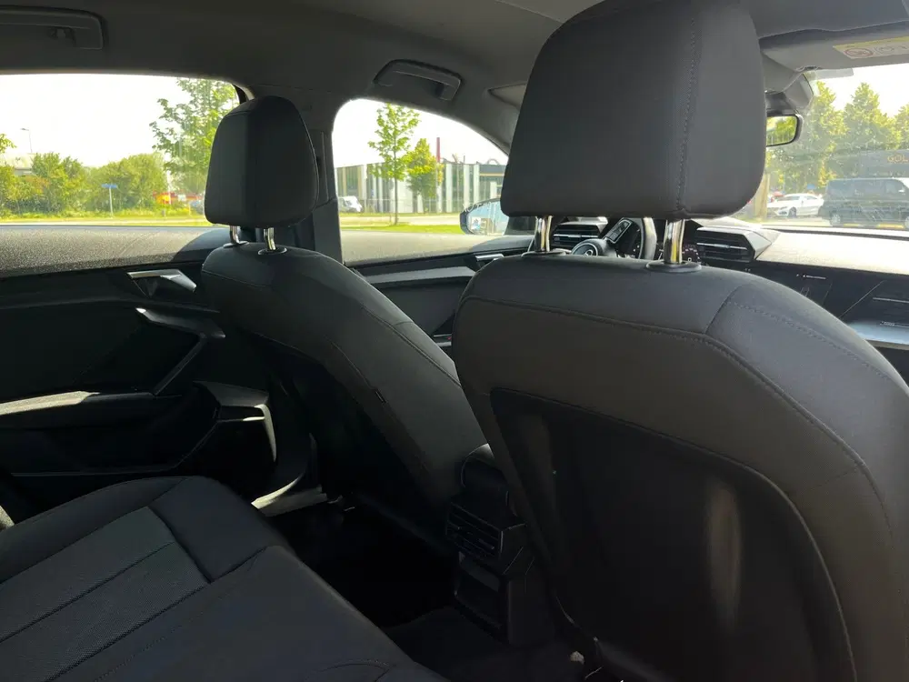 Audi A3 30 TFSI Pro Line uit 2023, foto 4