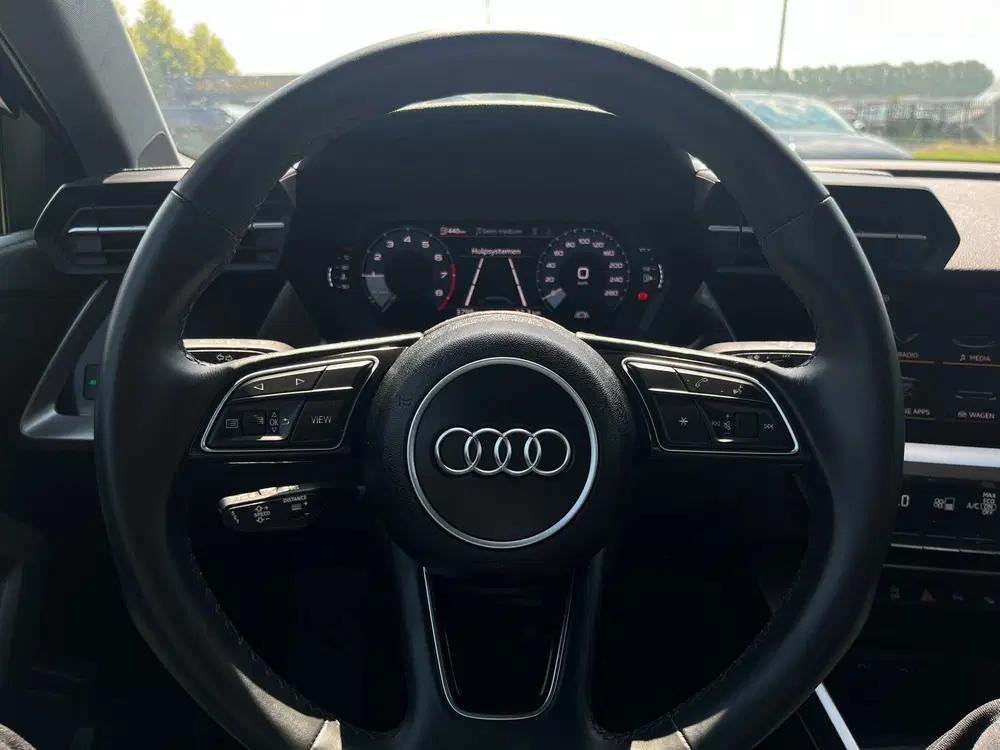 Audi A3 30 TFSI Pro Line uit 2023, foto 6