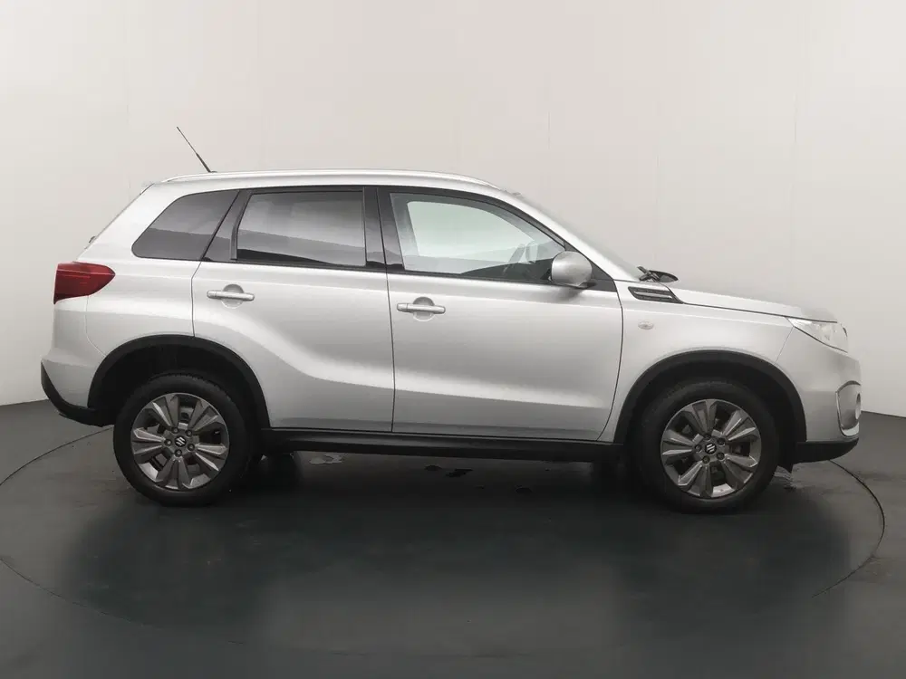 Suzuki Vitara 1.0 Boosterjet Select Automaat uit 2020, foto 6