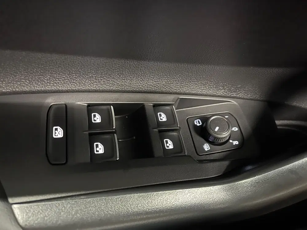 Volkswagen Polo 1.0 TSI AUT 85KW Goal Navigatie Apple Carp uit 2025, foto 11