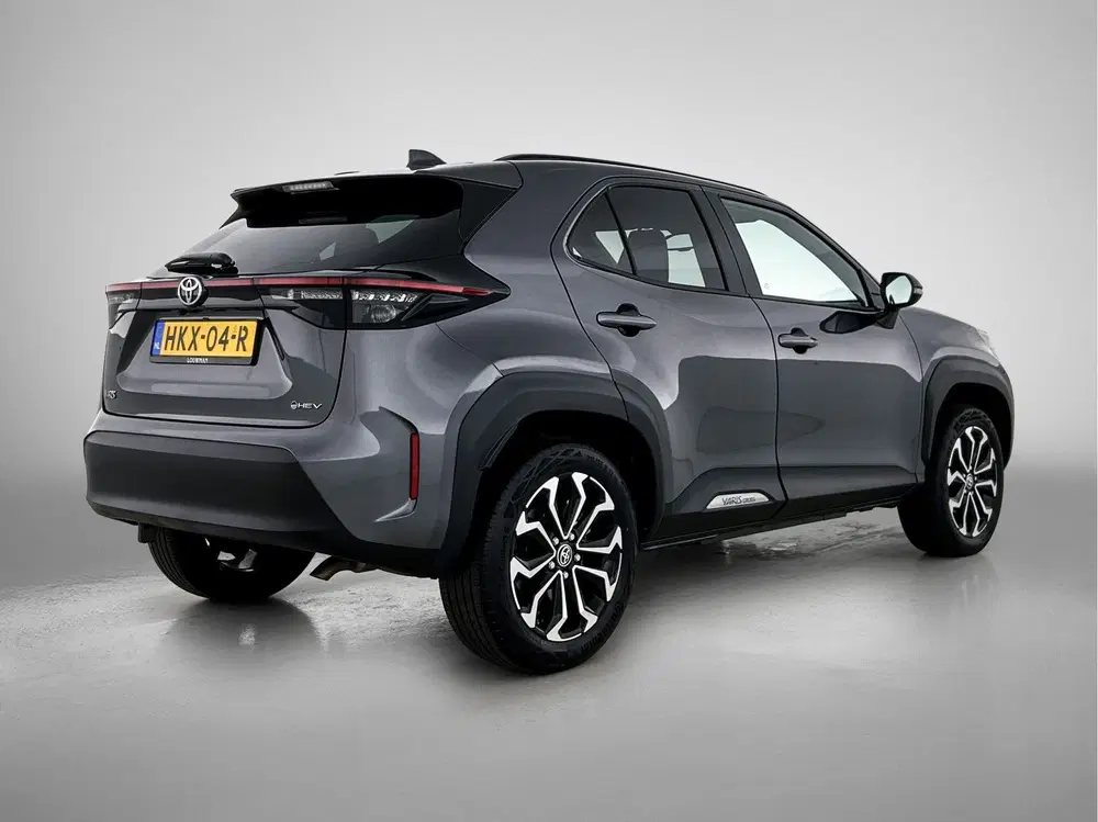 Toyota Yaris Cross 1.5 Hybrid 115 First Edition uit 2025, foto 2