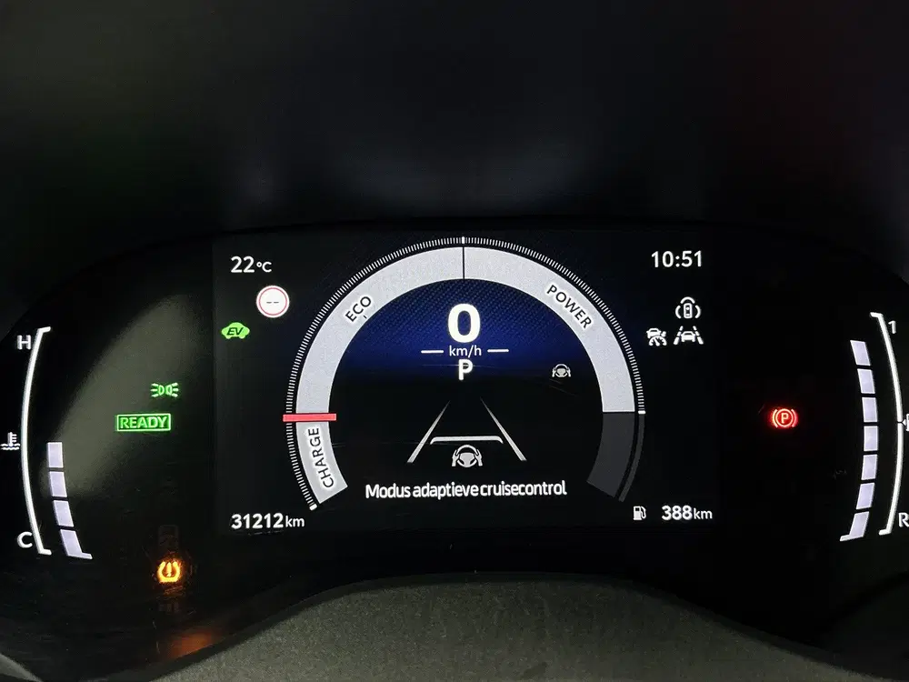 Toyota Yaris Cross 1.5 Hybrid 115 First Edition uit 2025, foto 5