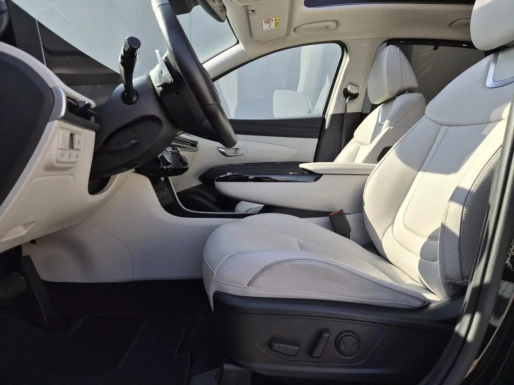 Hyundai TUCSON 1.6 T-GDI PHEV Premium Sky 4WD uit 2024, foto 10