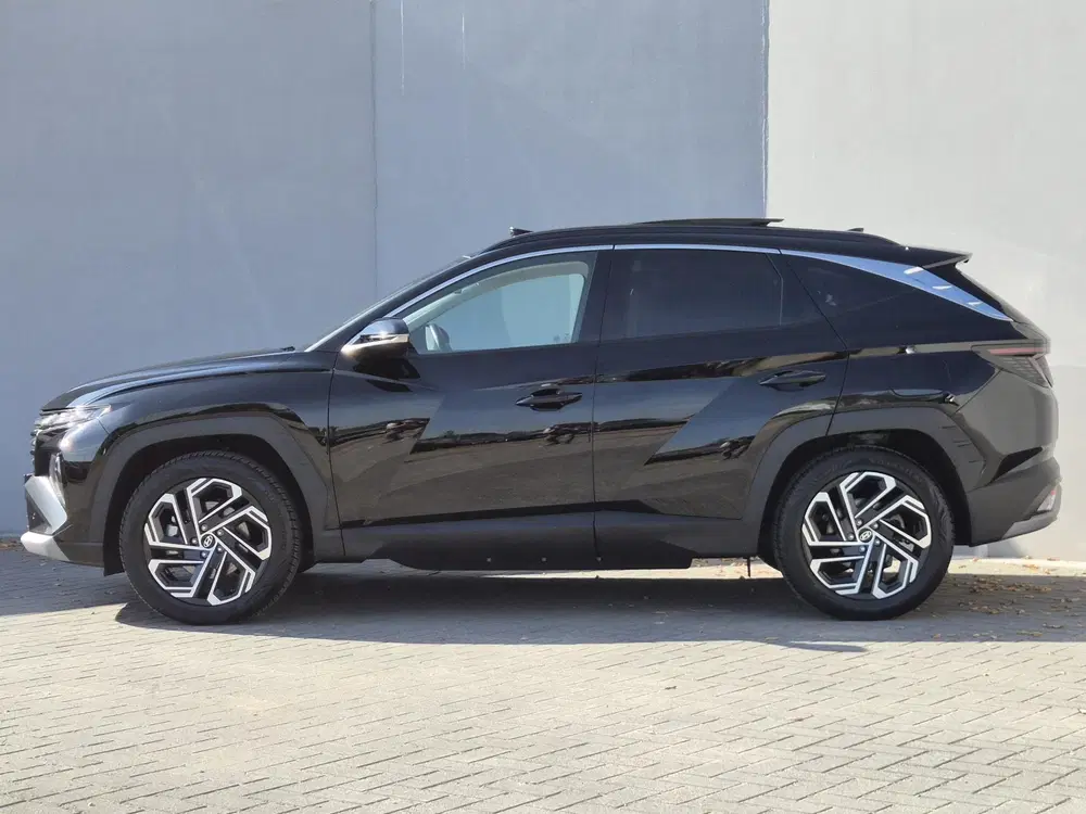 Hyundai TUCSON 1.6 T-GDI PHEV Premium Sky 4WD uit 2024, foto 12