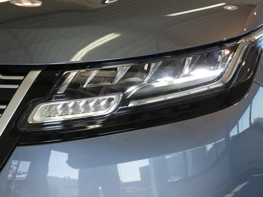 Land Rover Range Rover Velar P400e Plug in hybrid Panodak uit 2022, foto 14
