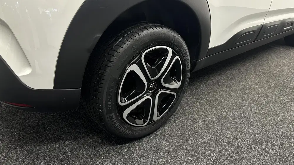Citroën C4 Cactus Citroen C4 Cactus 1.2 PureTech Feel CARPLA uit 2020, foto 14