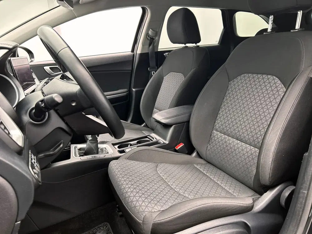 Kia Ceed 1.0 T-GDi DynamicLine uit 2024, foto 9