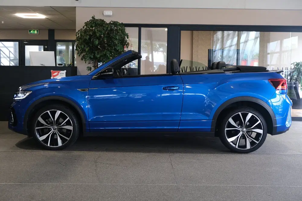 Volkswagen T-Roc 1.5 TSI DSG 2x R-Line Navi Camera Le uit 2022, foto 10