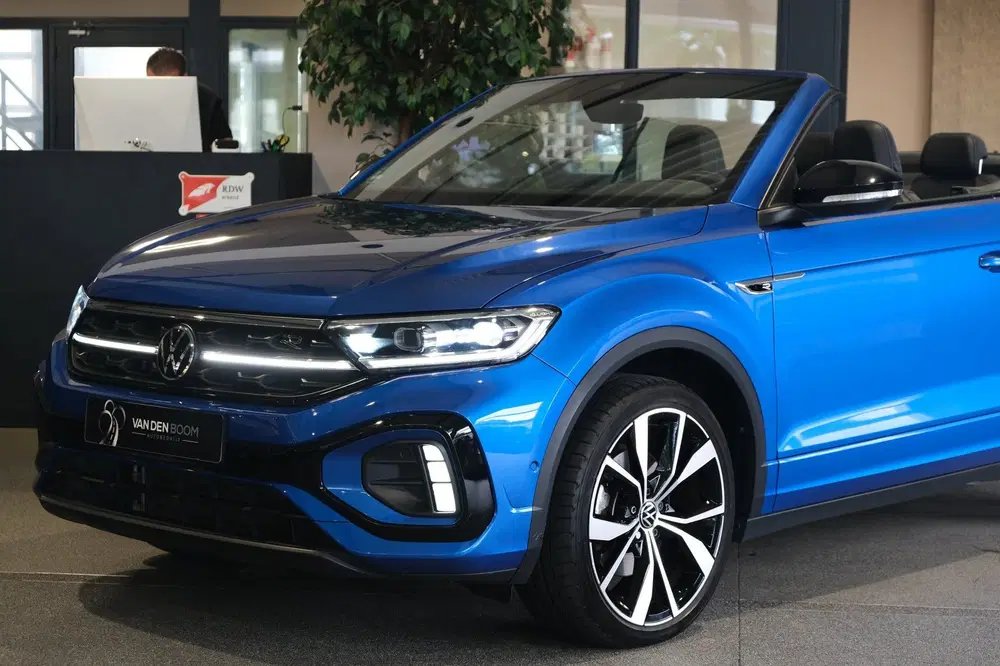 Volkswagen T-Roc 1.5 TSI DSG 2x R-Line Navi Camera Le uit 2022, foto 14