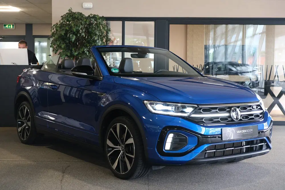 Volkswagen T-Roc 1.5 TSI DSG 2x R-Line Navi Camera Le uit 2022, foto 7