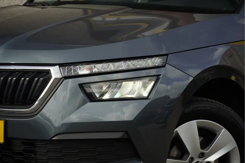 Skoda Kamiq 1.0 TSI Ambition BJ2022 Lmv 16" uit 2022, foto 4