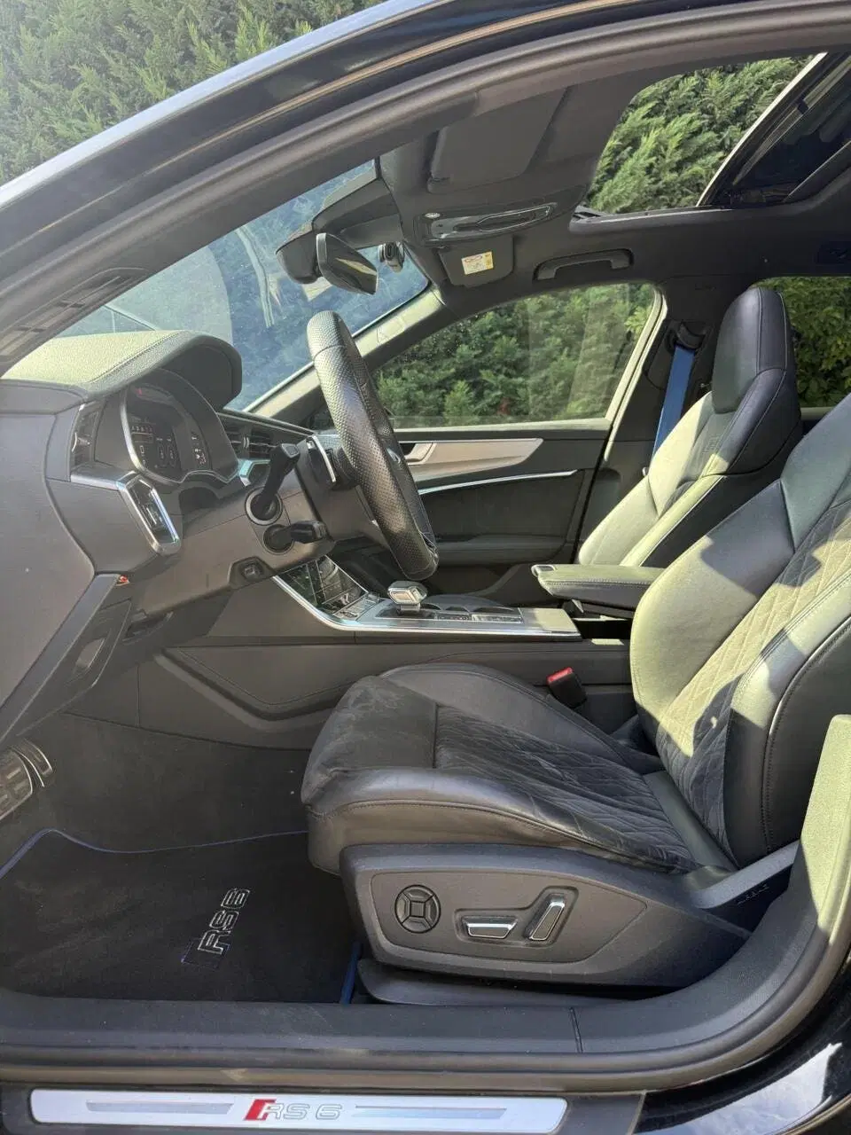 Audi A6 RS 6 TFSI Quattro uit 2020, foto 15