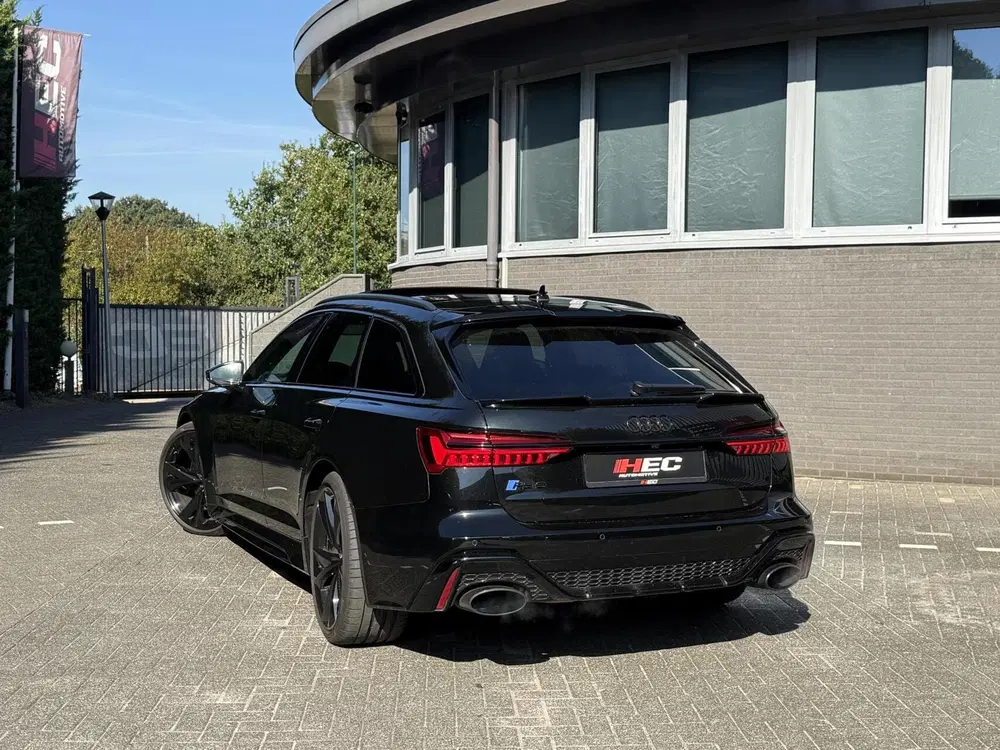 Audi A6 RS 6 TFSI Quattro uit 2020, foto 6