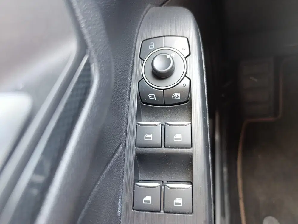 Ford Kuga 2.5 PHEV ST-Line X uit 2023, foto 11