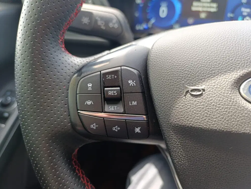 Ford Kuga 2.5 PHEV ST-Line X uit 2023, foto 13