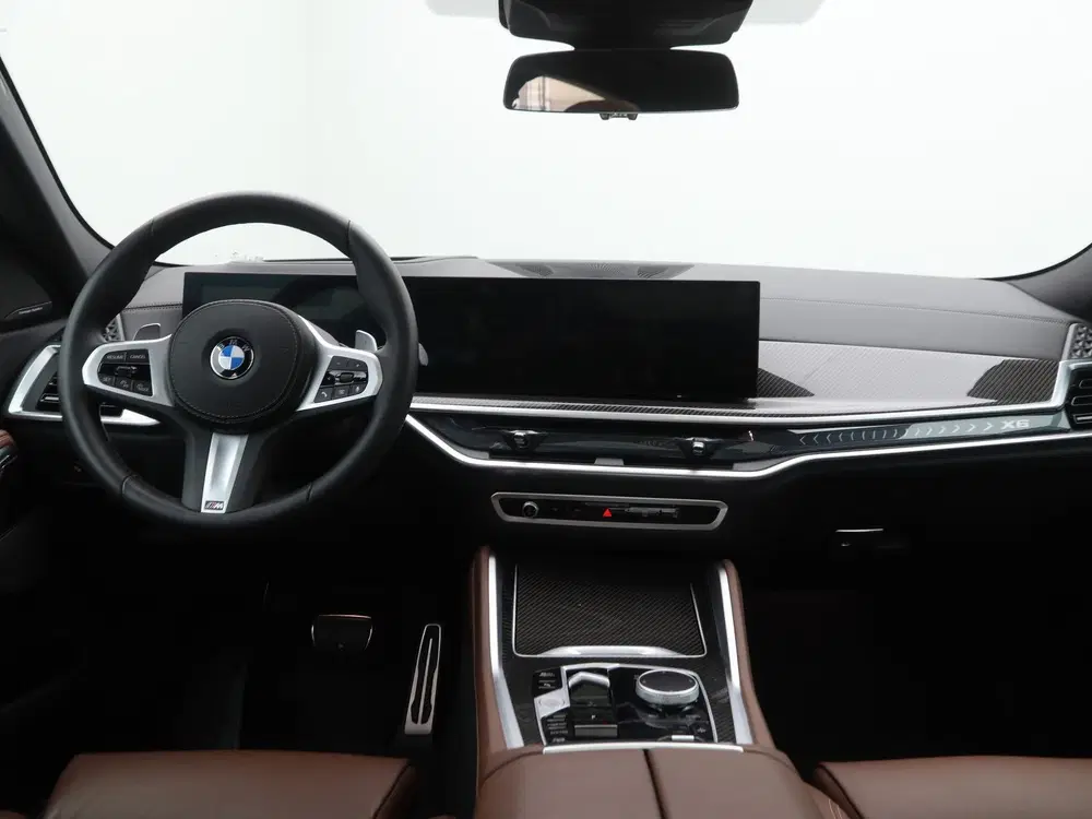 BMW X6 xDrive40i M-Sport Pro uit 2025, foto 13