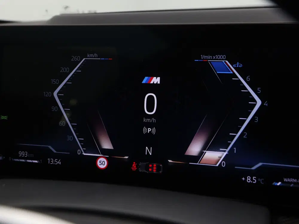 BMW X6 xDrive40i M-Sport Pro uit 2025, foto 3