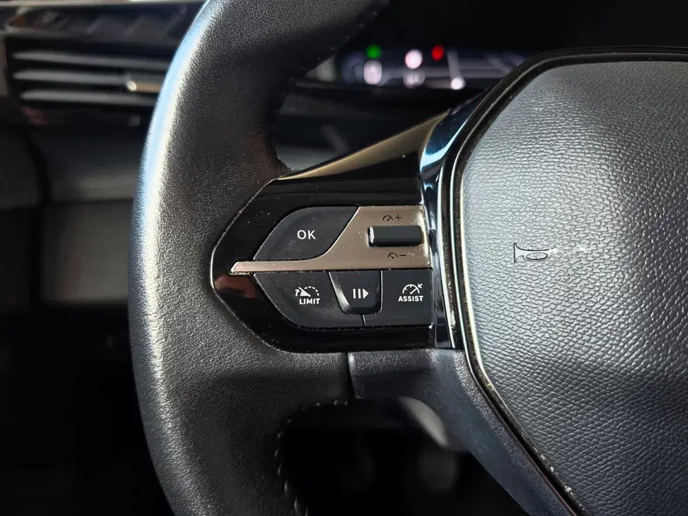 Peugeot 308 1.2 PureTech Allure uit 2023, foto 14
