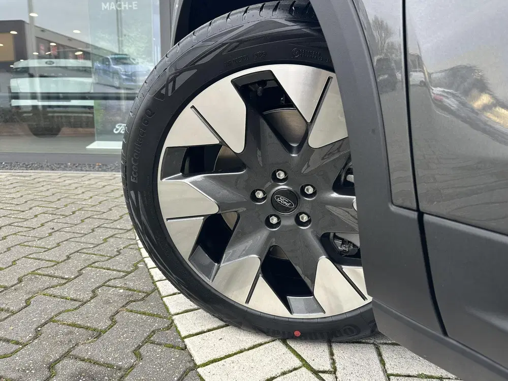 Ford Explorer Premium Extended Range RWD 77 kWh €3 uit 2026, foto 9