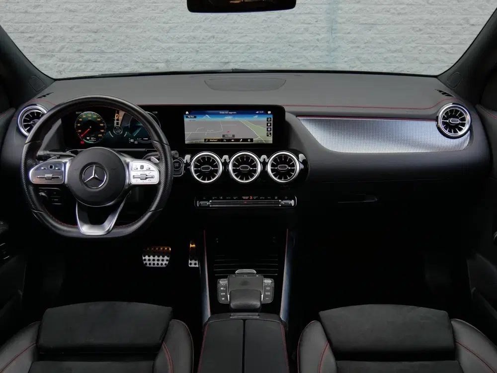 Mercedes-Benz EQA 67kWh AMG uit 2022, foto 5