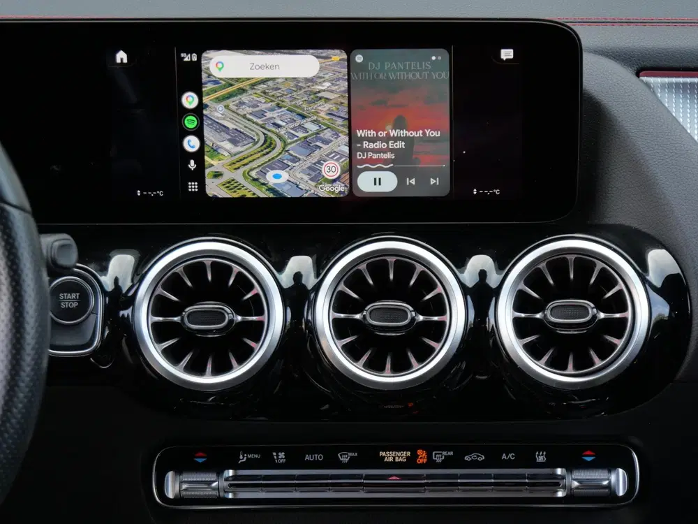 Mercedes-Benz EQA 67kWh AMG uit 2022, foto 8
