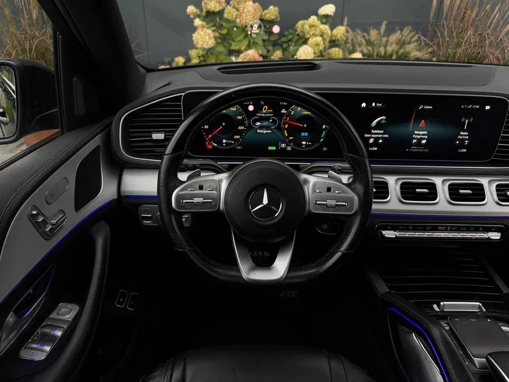 Mercedes-Benz GLE 350 e 4MATIC AMG Night pack PANO uit 2021, foto 14