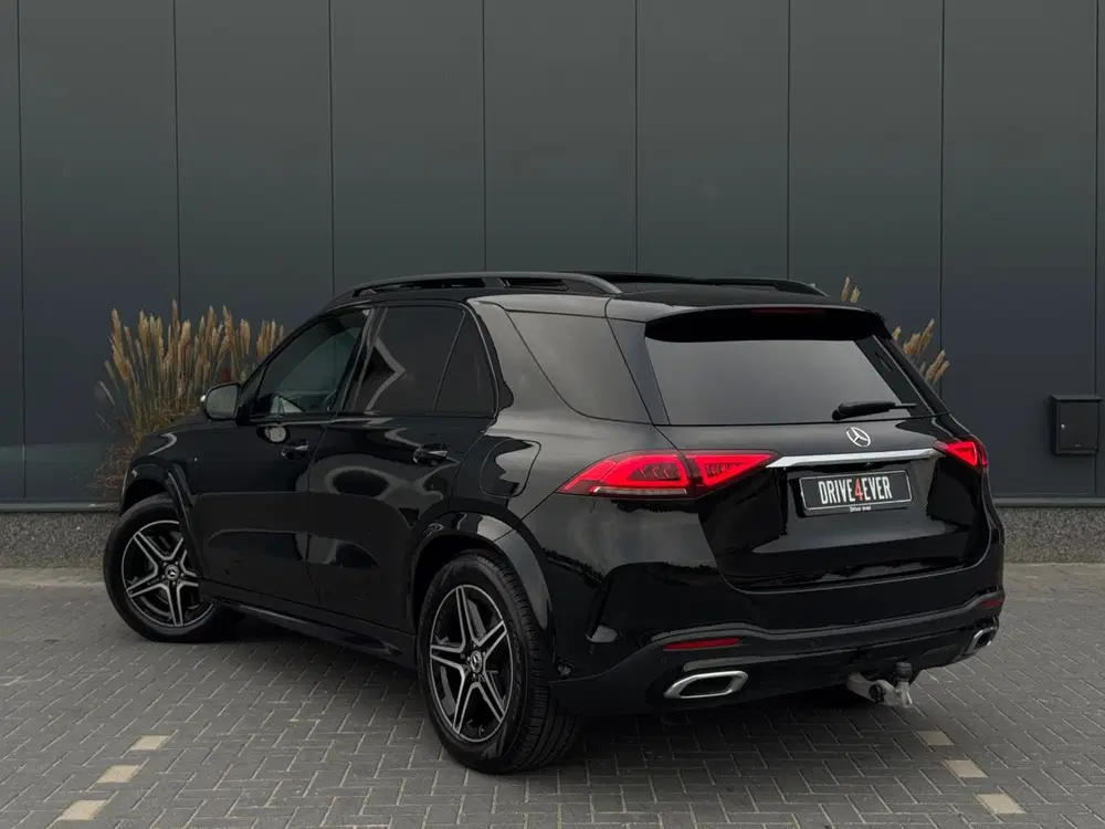 Mercedes-Benz GLE 350 e 4MATIC AMG Night pack PANO uit 2021, foto 9