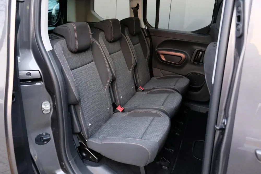 Peugeot Rifter 1.2 Puretech GT-Line uit 2019, foto 15