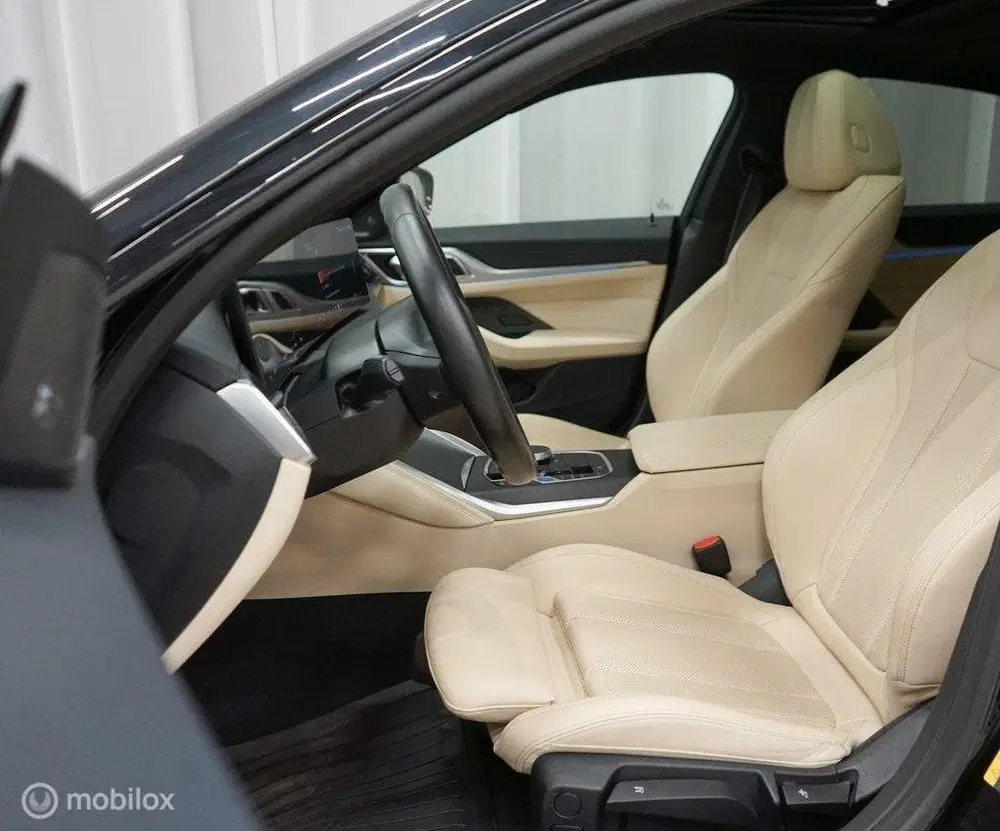 BMW i4 M50 High Executive 84 kWh uit 2023, foto 9
