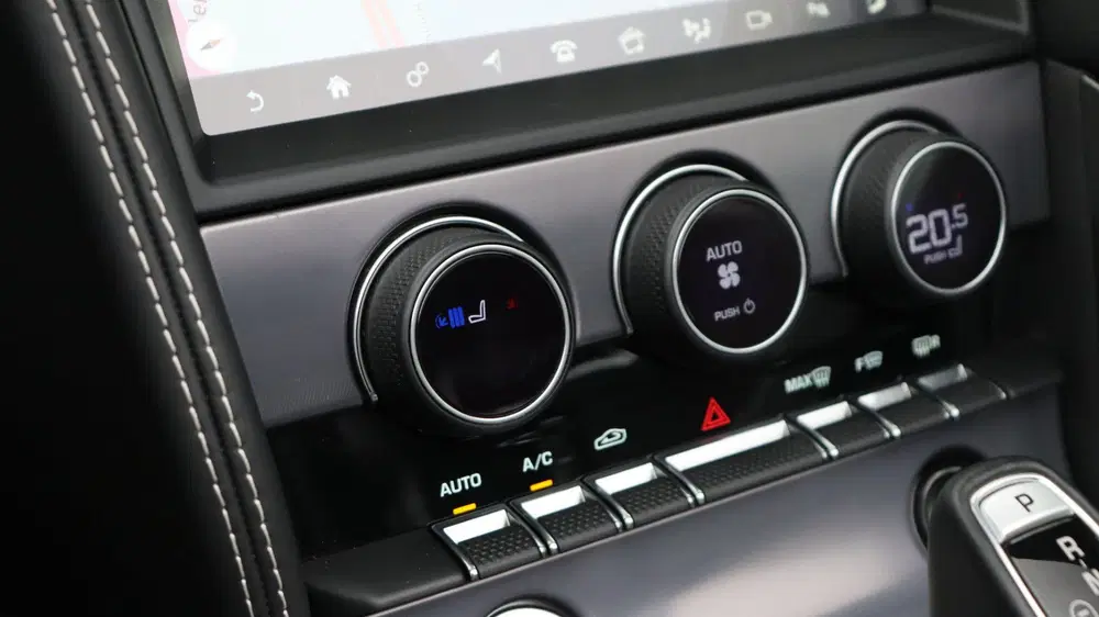Jaguar F-Type P450 AWD First Edition uit 2021, foto 11