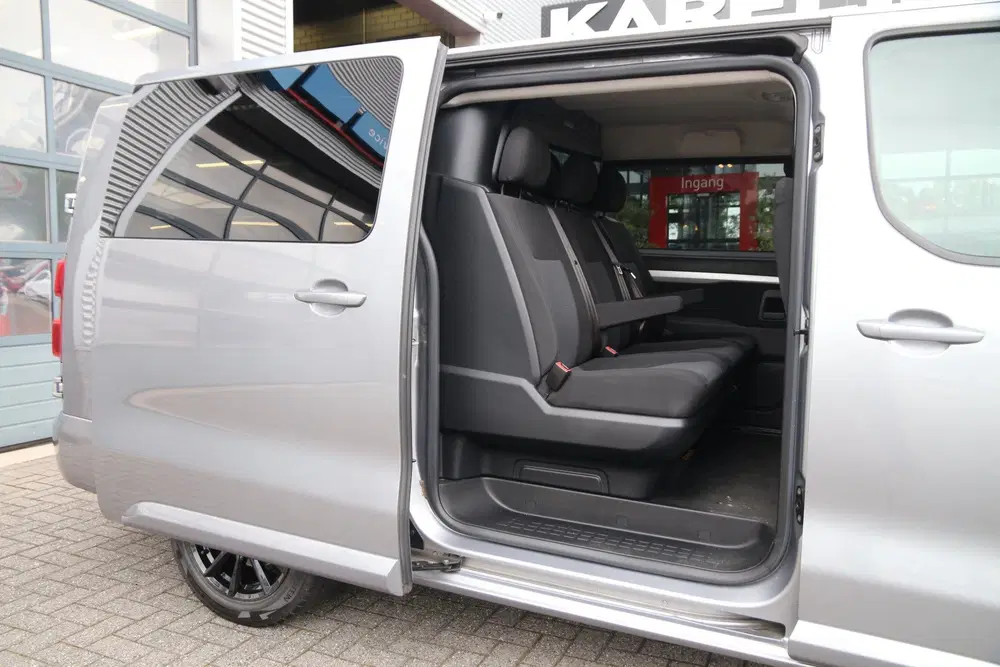 Opel Vivaro 2.0 CDTI uit 2019, foto 14