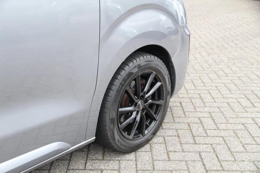 Opel Vivaro 2.0 CDTI uit 2019, foto 6