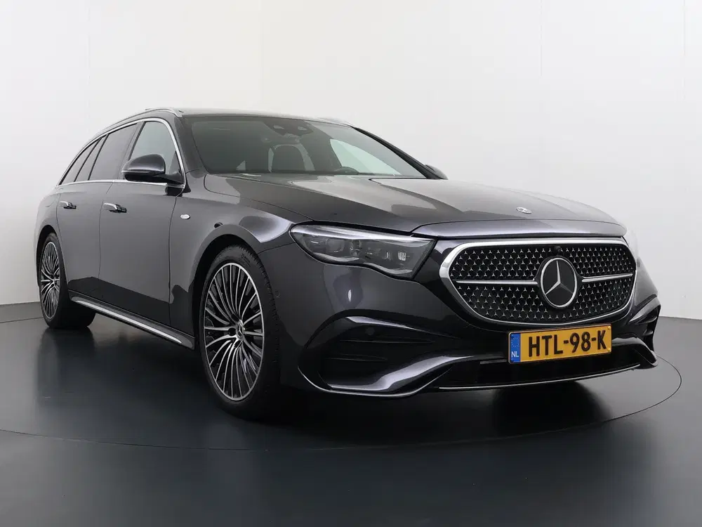 Mercedes-Benz E-Klasse 300 e Sport Edition uit 2025, foto 13