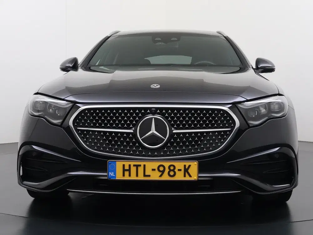 Mercedes-Benz E-Klasse 300 e Sport Edition uit 2025, foto 14