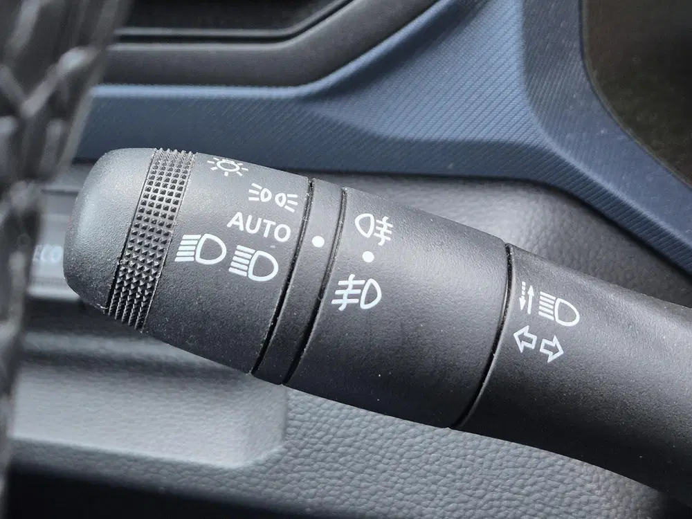 Dacia Duster 1.6 Hybrid 140 Journey Camera uit 2025, foto 13
