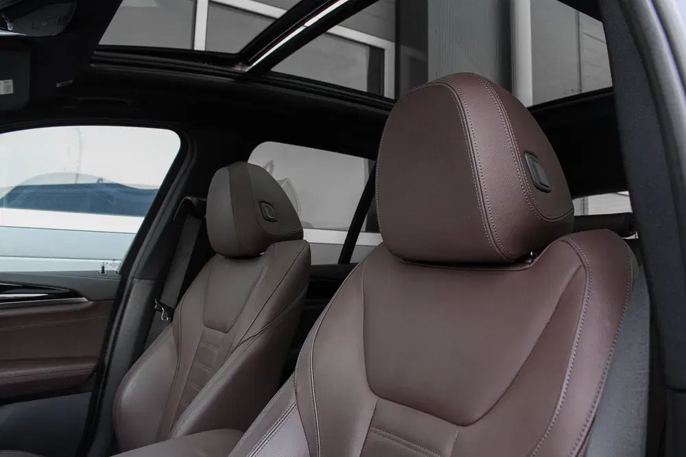 BMW iX3 M Sport High Executive 80 kWh uit 2023, foto 11