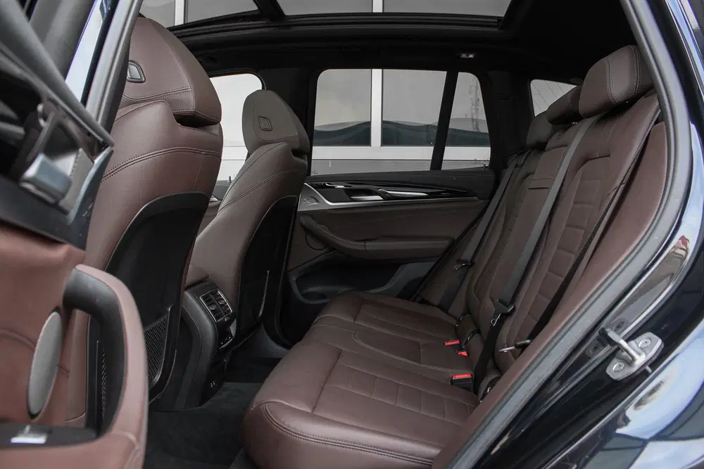 BMW iX3 M Sport High Executive 80 kWh uit 2023, foto 6