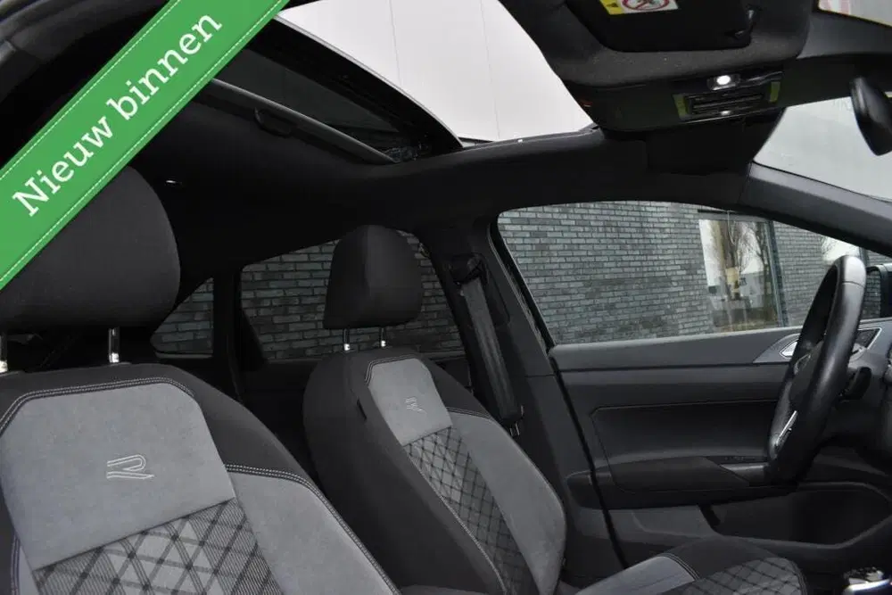 Volkswagen Taigo Turbo R-Line PANODAK uit 2023, foto 10